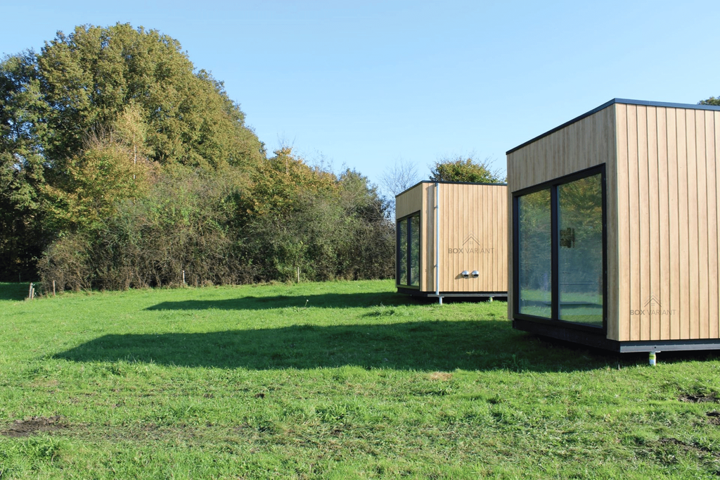 Model Breeze - zijkant met logo.webp